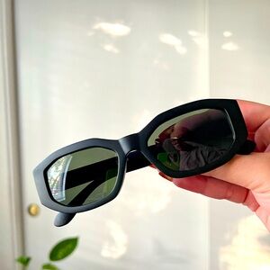 Matte black Sunglasses